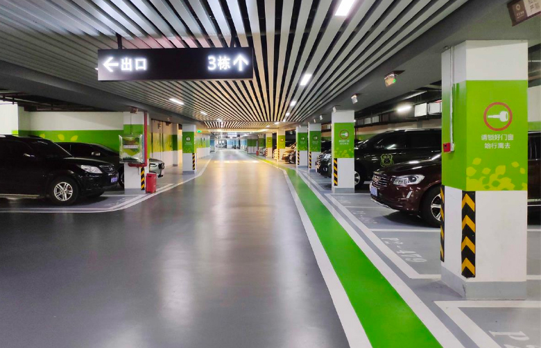 廣龍鑫：停車場安裝監控方案
